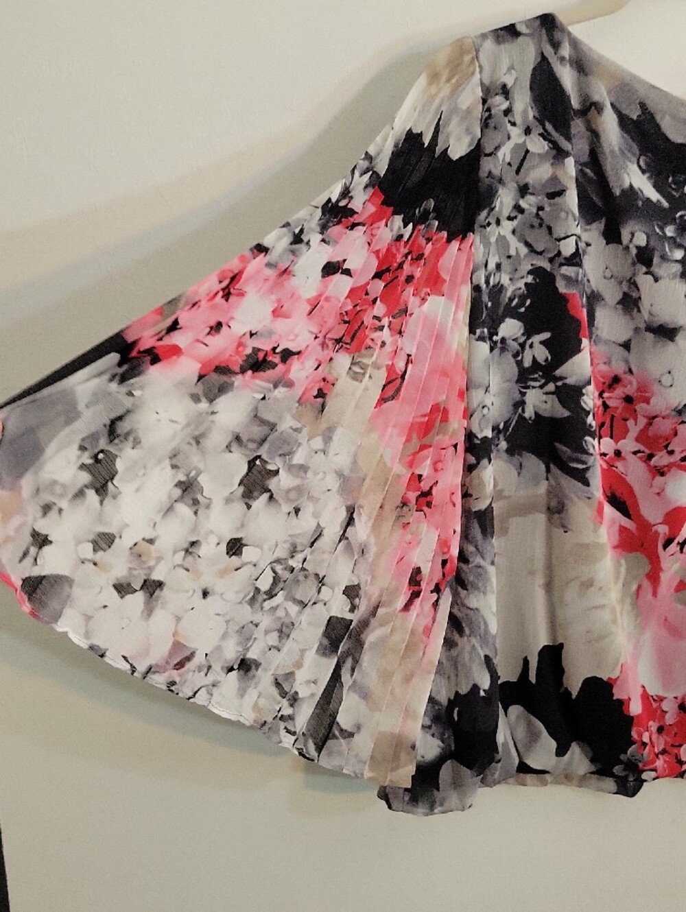 Alfani Floral Pleated Blouse in Pink, Black & Gray - Picture 5 of 5